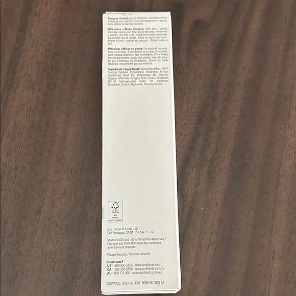 Rodan + Fields Soothe Gel Cleanser - White and Green Packaging - Picture 3 of 4